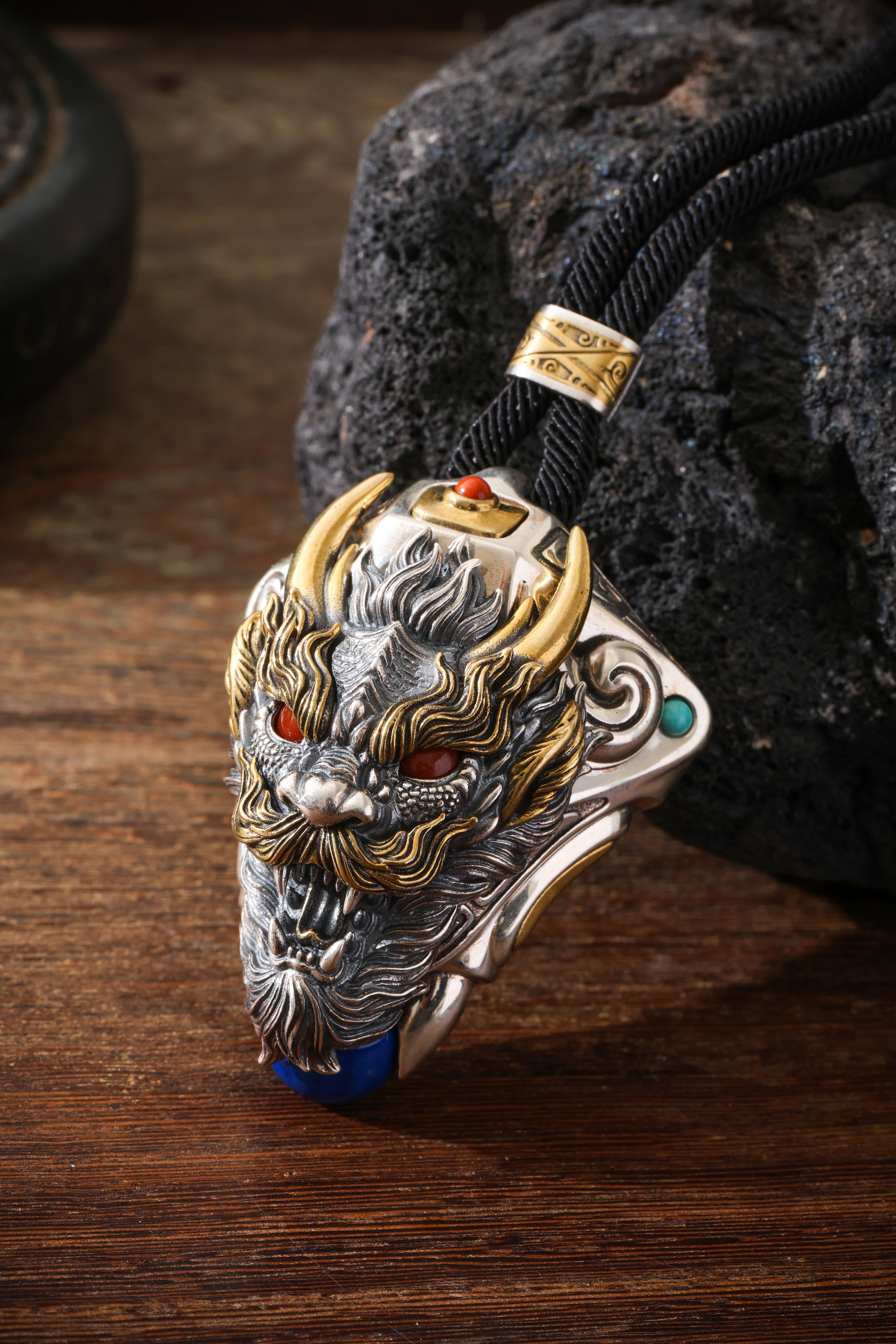 Buddha Trace Tibetan Dragon-Subduing Arhat Pendant Buddha Trace