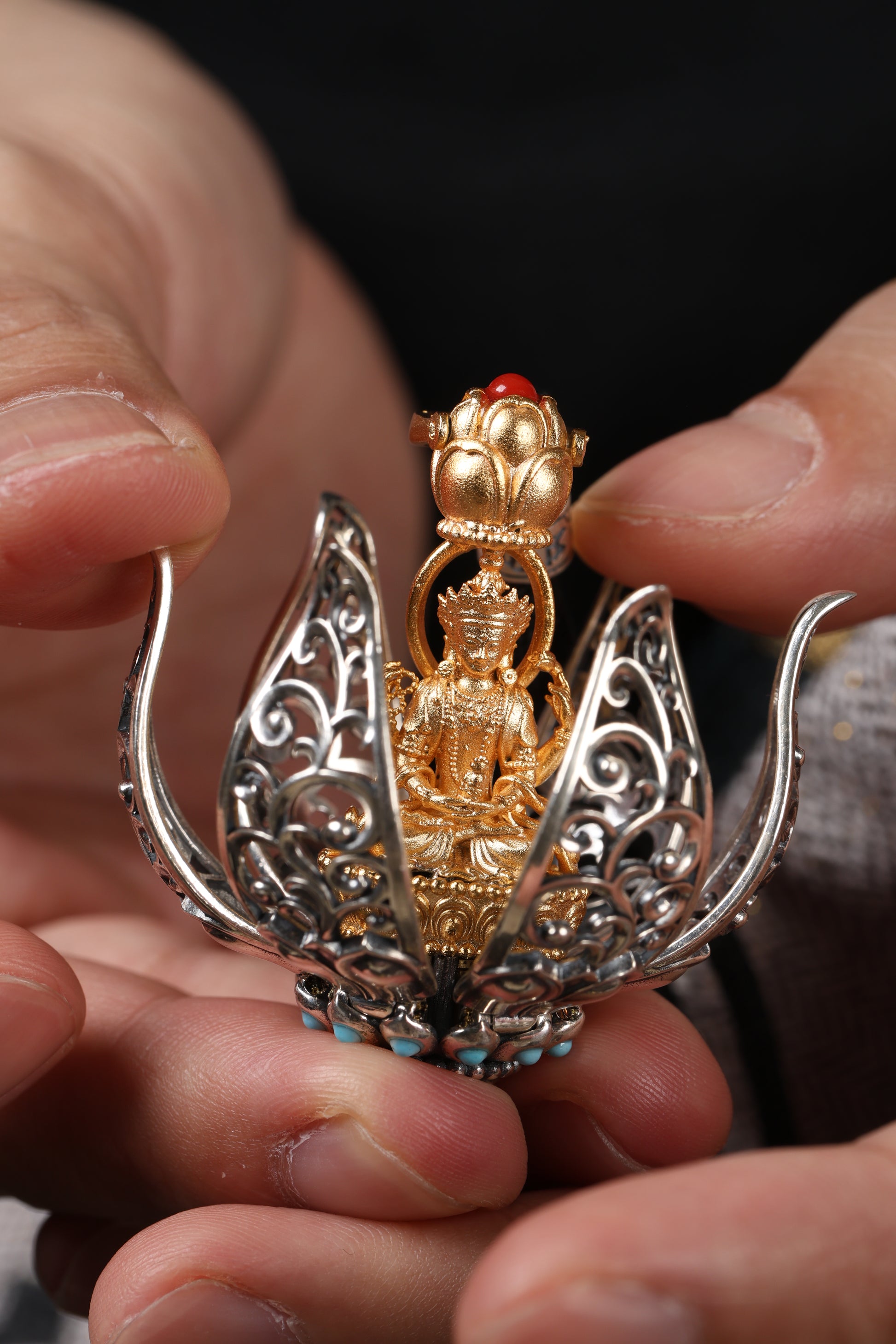 Buddha Trace Tibetan Flowers Bloom to Reveal Buddha Pendant Buddha Trace