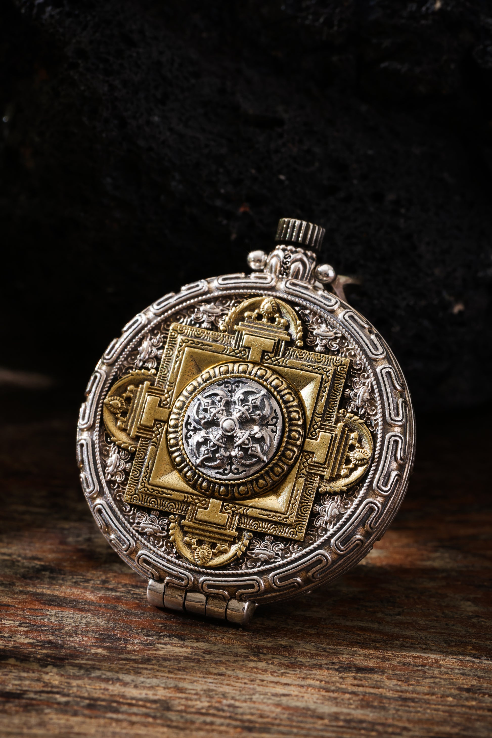 Buddha Trace Guru Rinpoche Heart Mantra Gawu Pendant Buddha Trace