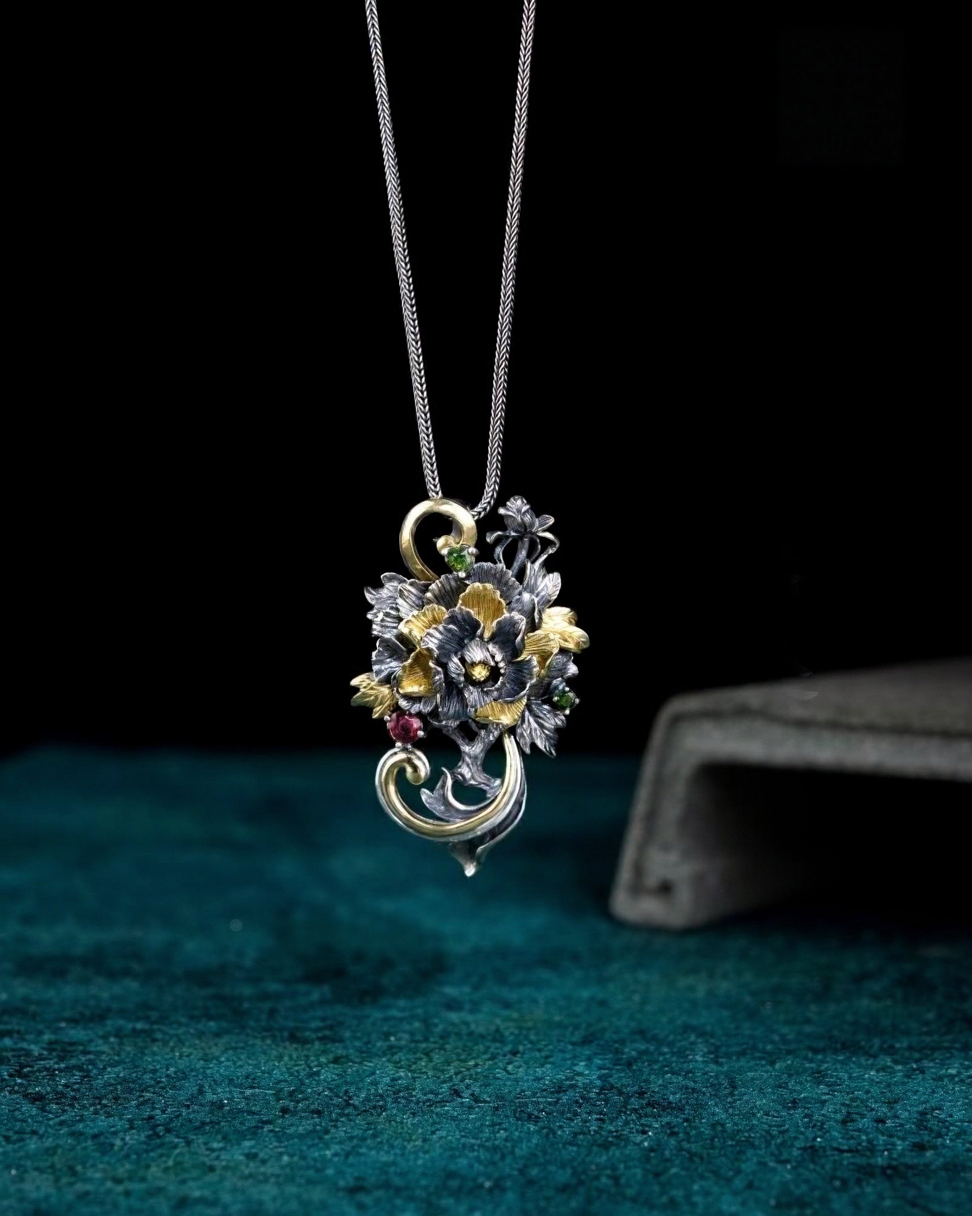 Buddha Trace peony pendant Buddha Trace