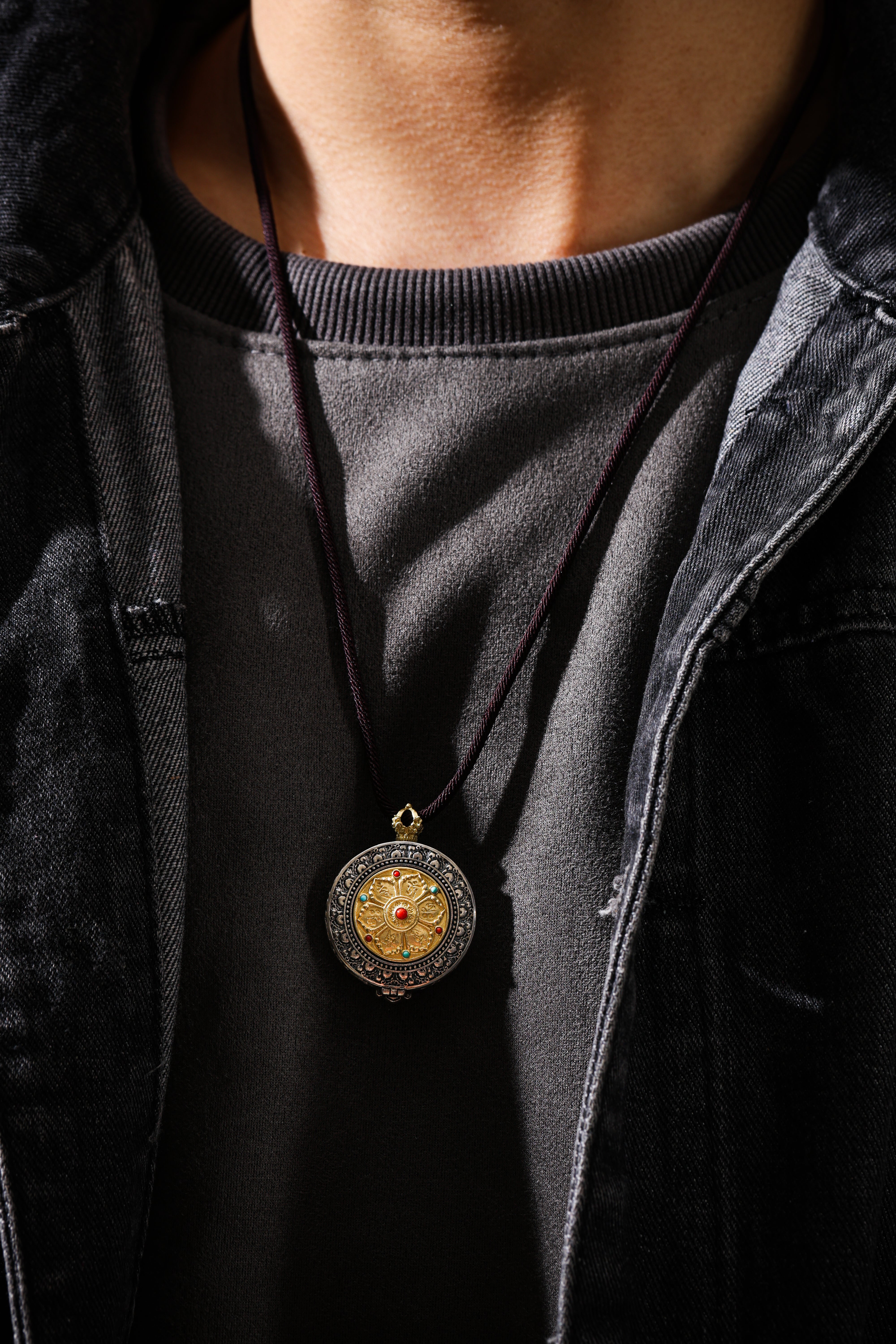 Buddha Trace Six-Syllable Mantra Gawu Pendant Buddha Trace