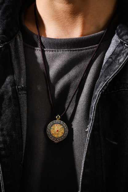 Buddha Trace Six-Syllable Mantra Gawu Pendant Buddha Trace