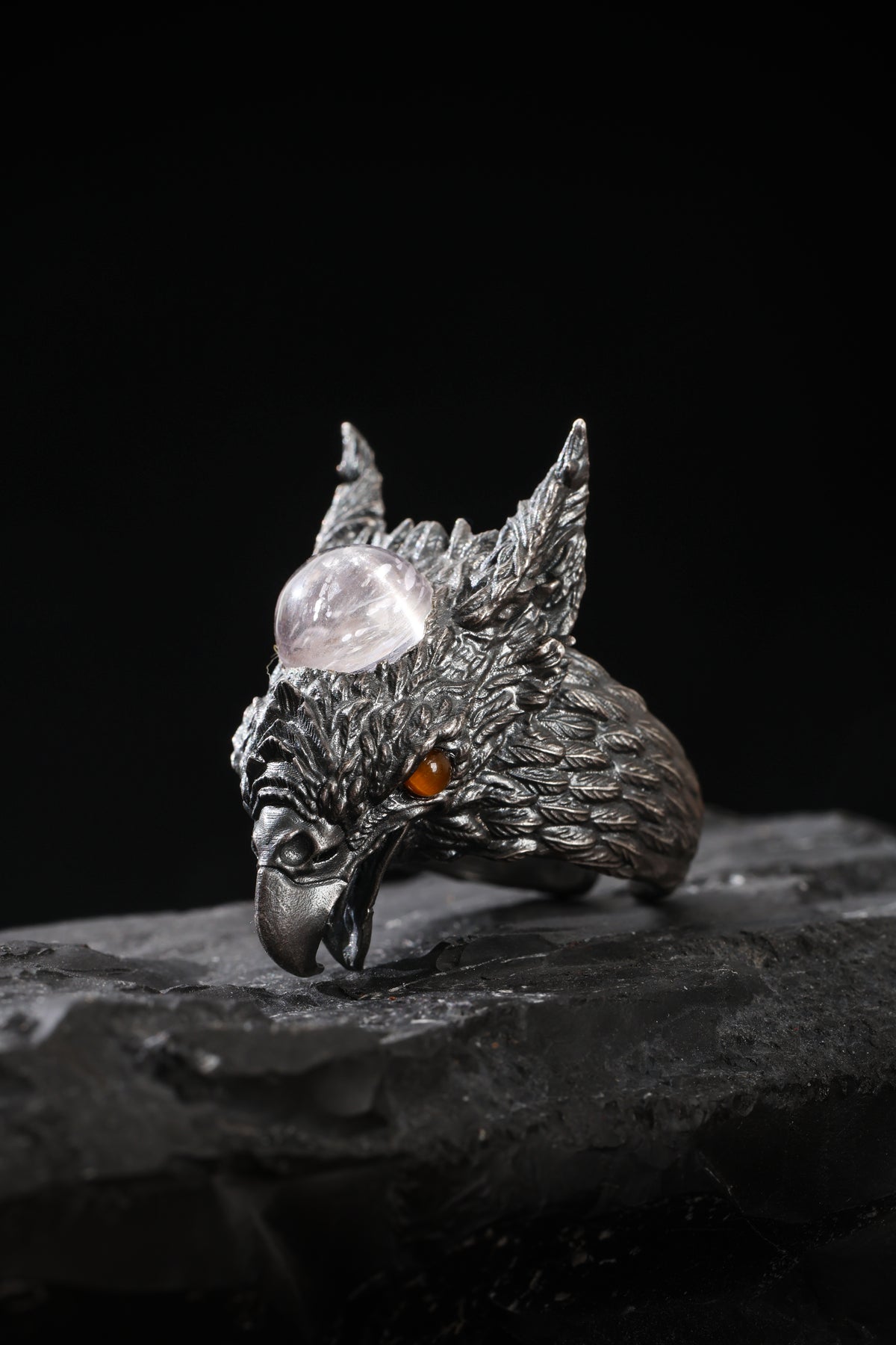 Sterling Silver Quartz Roc Ring Buddha Trace