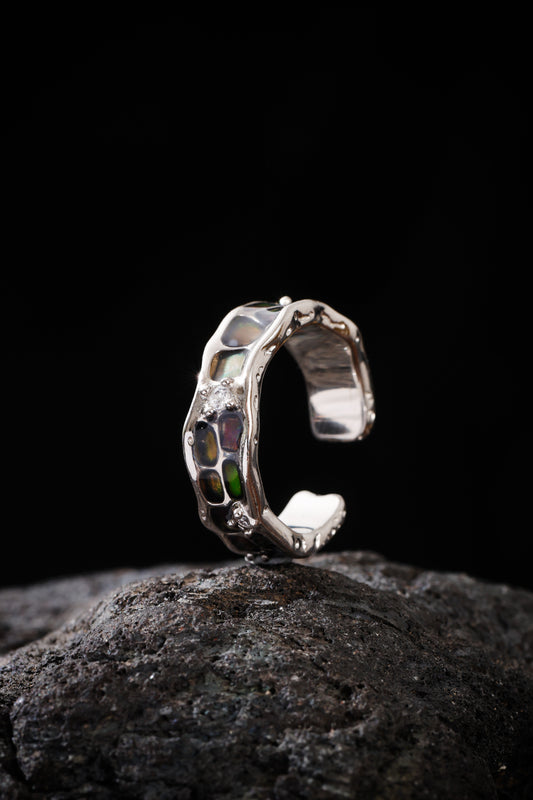 Sterling Silver Ring with Concave Stone Setting and Enamel Design Buddha Trace