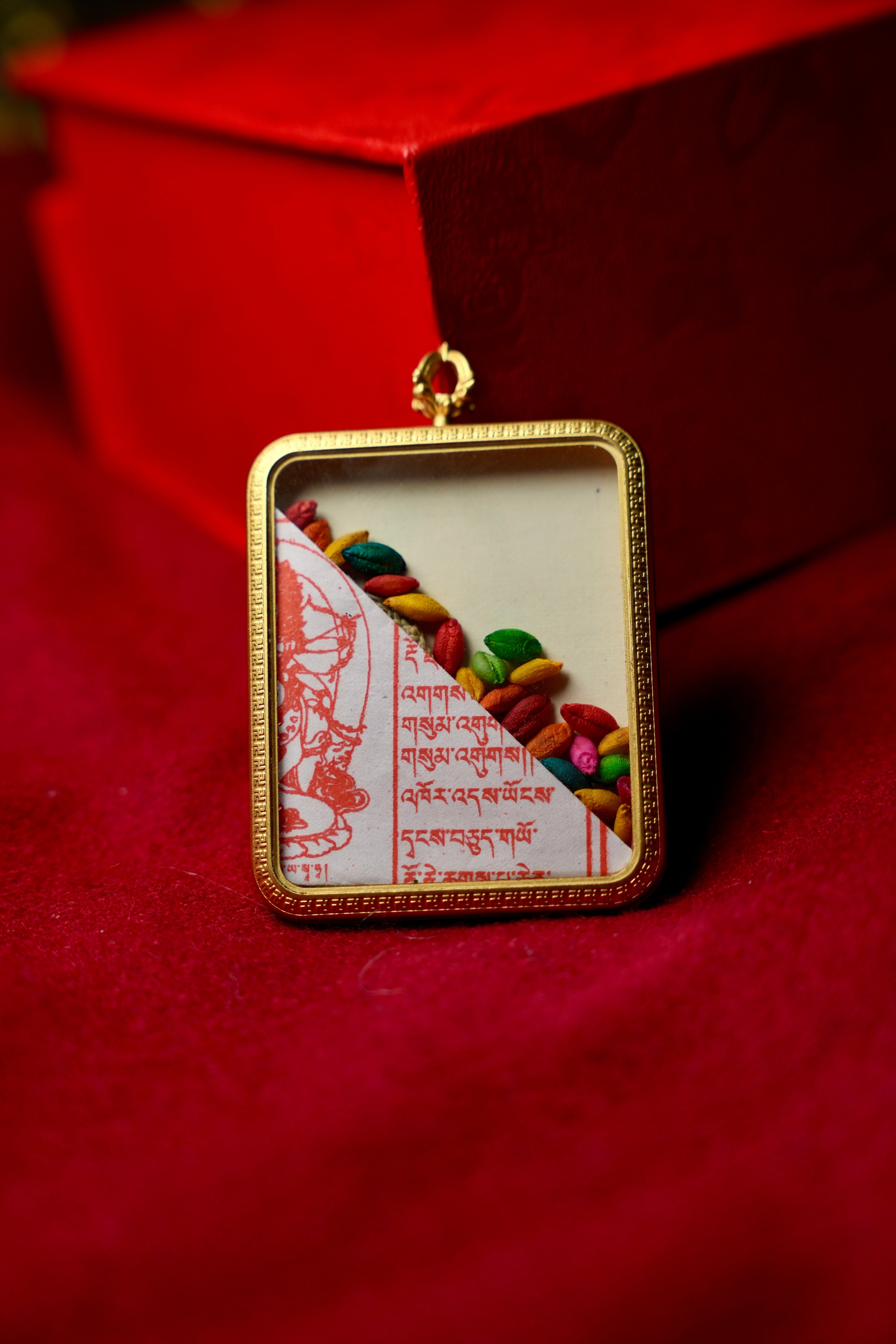 Buddha Trace Tibetan calm Four-Armed Guanyin Thangka Buddha Trace